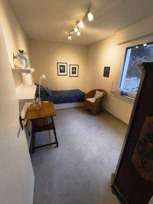 Arbeits- oder Kinderzimmer