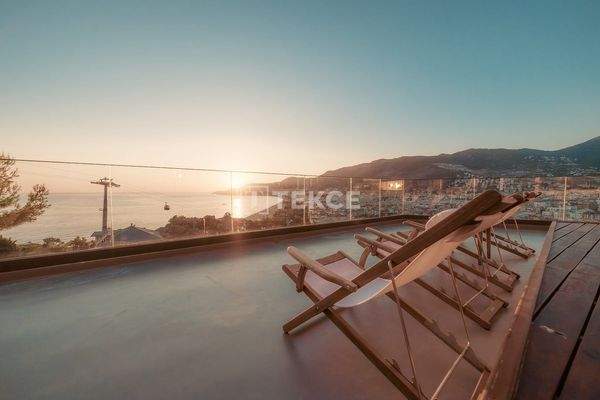Chic Apartments with Picturesque Sea Views in Alanya