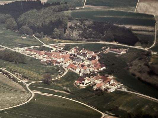 Luftbild vom Ort