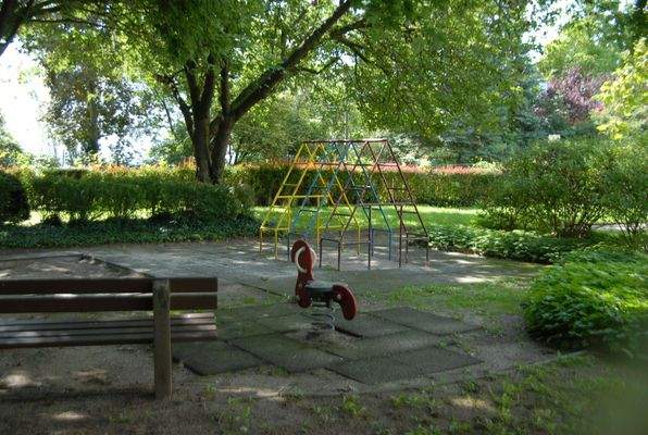 Allgemeinfläche Spielplatz