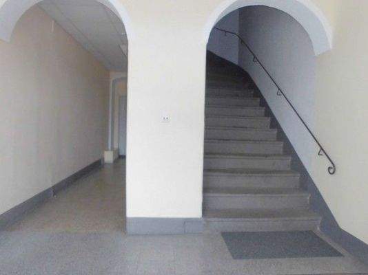 Treppenhaus - Aufgang ins OG