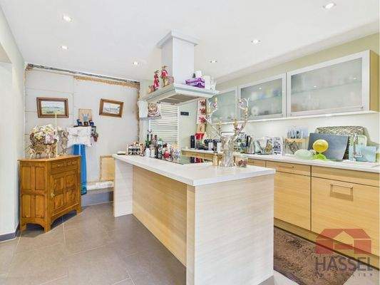 In Ihre offene Küche