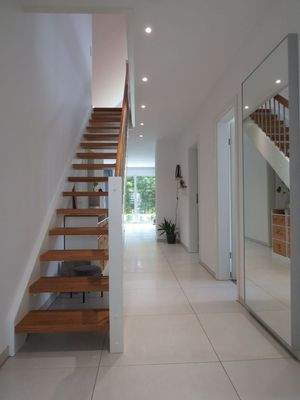 Flur DG und Treppe zum Spitzboden