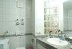 Badezimmer mit Waschmaschinenanschluss