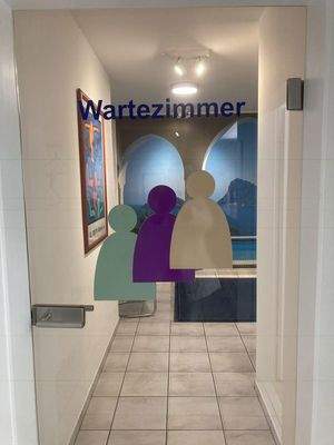 Eingang Wartezimmer