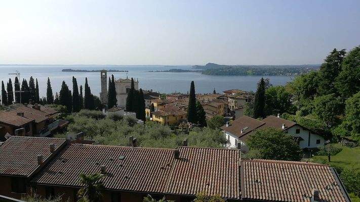 Penthouse in Gardone Riviera mit Blick auf den Gardasee