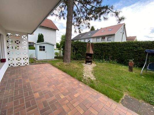 Terrasse überdacht mit Grillplatz 