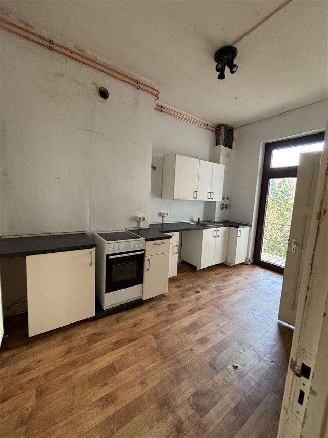 Geräumige 4-Zimmer-Whg. in schönem Jugendstilhaus zu vermieten // Vinetaplatz 4, Kiel-Gaarden - Photo 2