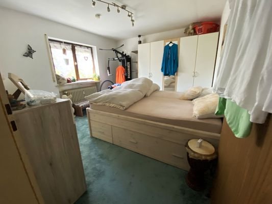EG re Schlafzimmer.jpg