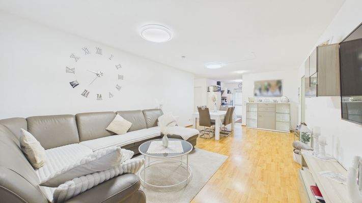 CAM04777G0-PR0044-STILL018