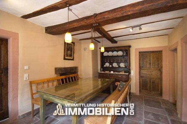 landhaus-eifel-alleinlage-gesindehaus-eg-diele