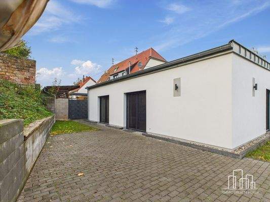 CAM02839G0-PR0330-STILL016