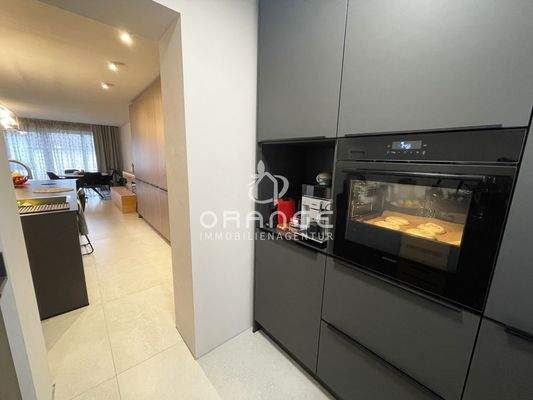 ...ebenso wie leckeres Gebäck im Backofen