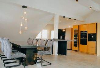 Küche:Essen_Penthouse_Weidenstraße 14.jpeg