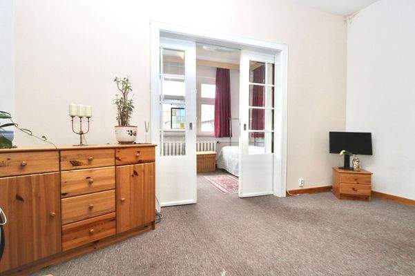 ein Zimmer mit Veranda im OG