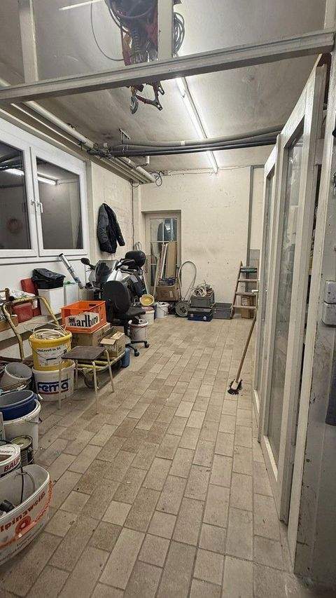 Eislingen Halle, Eislingen Hallenfläche