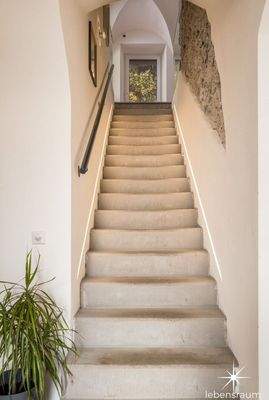 Eingangsbereich mit Stiege