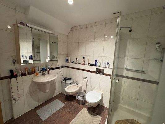  Ausschnitt vom Badezimmer