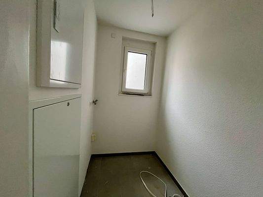 W05_Abstellkammer_website