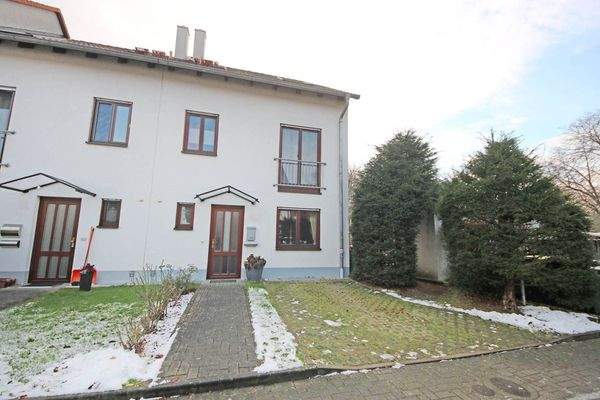 Hausansicht / Hauseingang