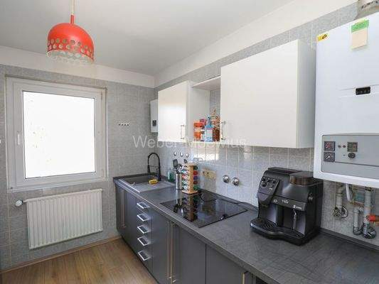 3470 H13 W6 - Küche