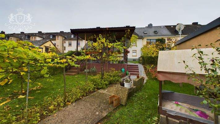 CAM01984G0-PR0434-STILL010