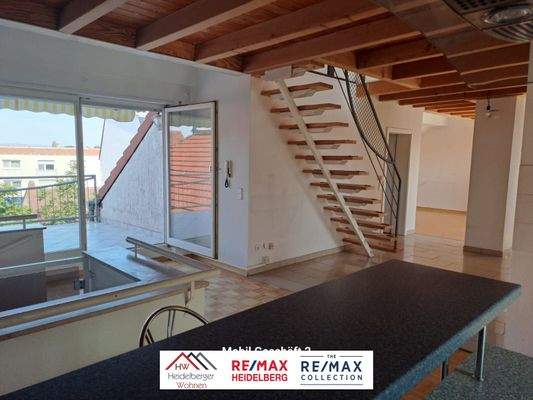 Angenehm Offen , Blick zum Raum