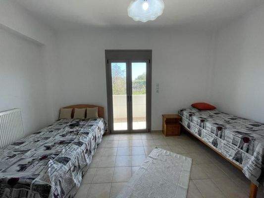 Kreta, Pigi: Geräumiges Haus mit Meerblick zu verkaufen