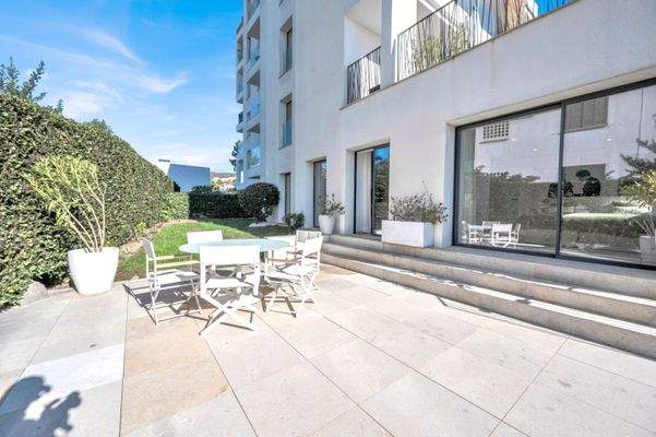 Terrace in apartment in Portals Nous 