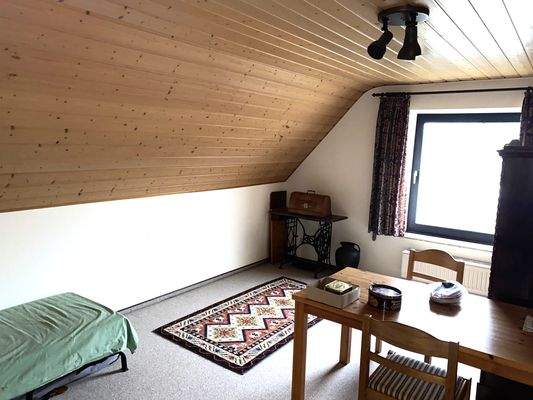 Kinderzimmer oder Arbeitszimmer 2