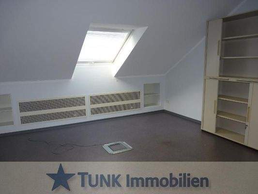 02 - Offener Büroraum Ansicht 1