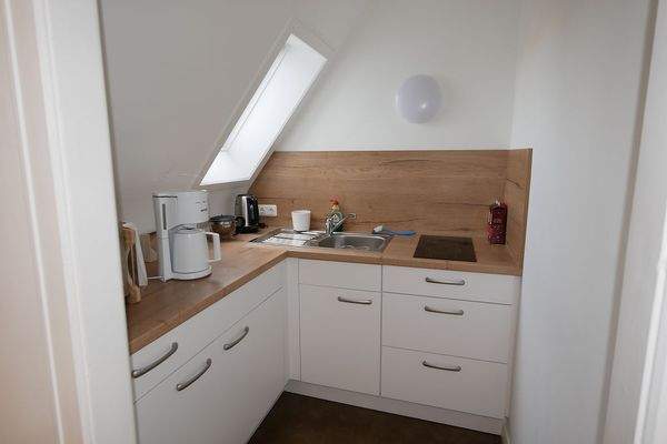 Küchen-Pantry im DG