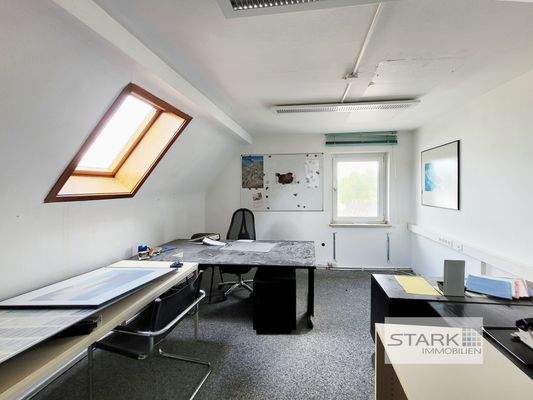 Büroraum (3).jpg