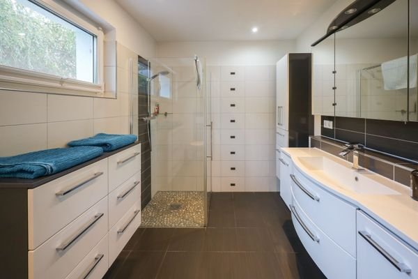 Badezimmer EG