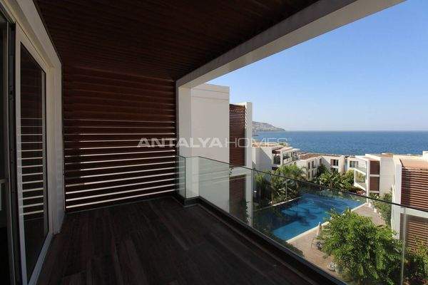 Apartments in a Complex with a Private Bay in Bodrum Kucukbuk