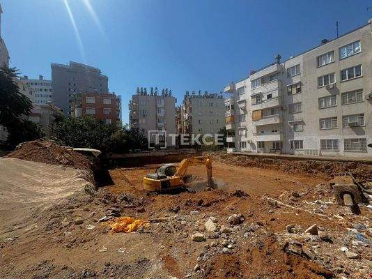 Flats 300 m From the Cliffs in Kaleiçi, Muratpaşa