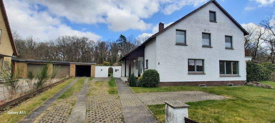 Zufahrt auf Grundstück.jpg