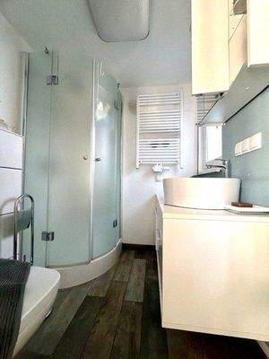 Duschbad im Anbau
