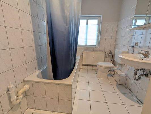 freie Wohnung Bad