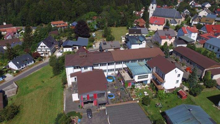 Luftaufnahme vor Brand