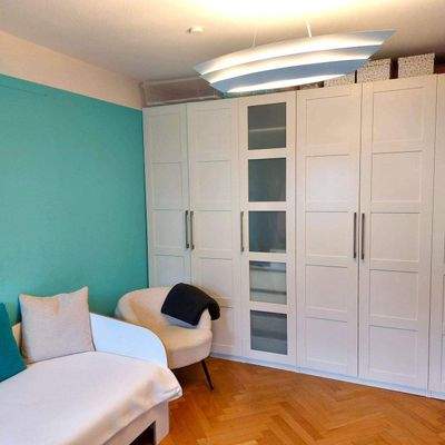 Kinderzimmer/Büro EG