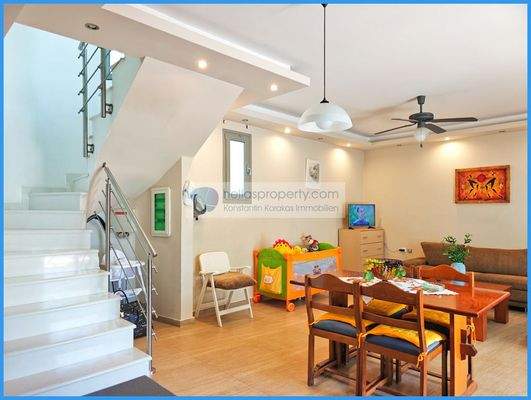 e0627ea8580543da8bccb51ea0550b60-original