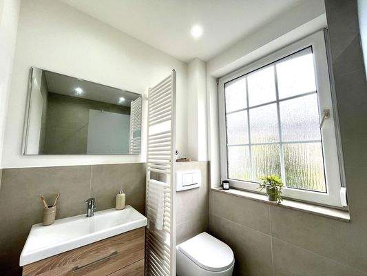 Tageslichtbad mit Dusche