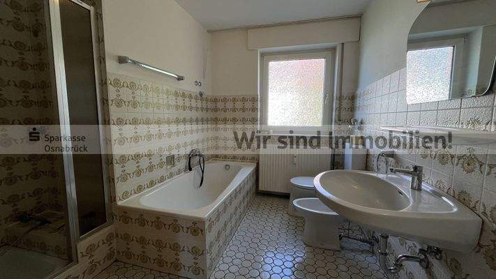 Badezimmer Wohnung EG