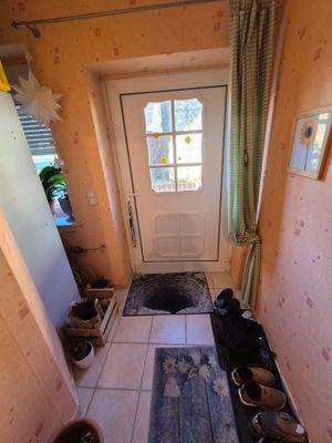 KG ELW: separater Eingang der ELW im Untergeschoss