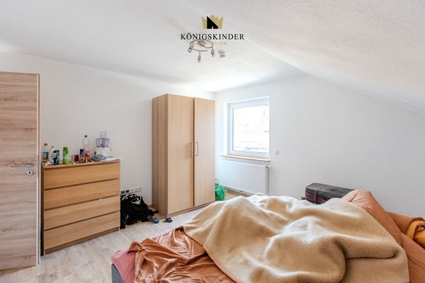 Schlafzimmer 2 DG