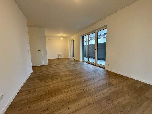 Wohnzimmer Blick Richtung Küche