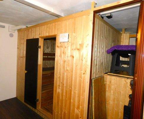 Sauna mit Tauchbecken