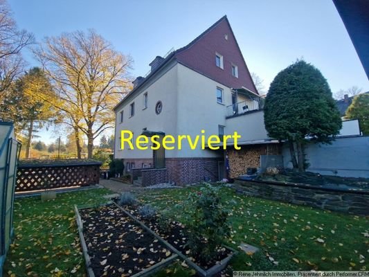 Ansicht Hinten mit einem stück Garten