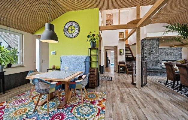 Hohe, lichterfüllte Räume